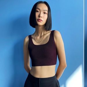 Aritzia Babaton Sculpt Knit Cropped Tank